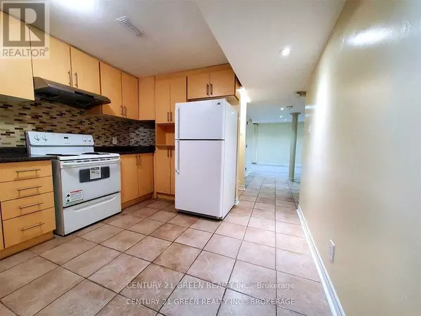 Brampton (credit Valley), ON L6Y0W9,21 Timbercove RD #Bsmt