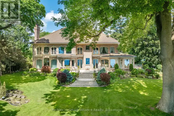 Oakville (mo Morrison), ON L6J4P8,49 COX DRIVE