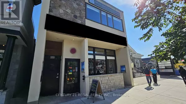 Oakville (oo Old Oakville), ON L6J1H8,218 LAKESHORE ROAD E