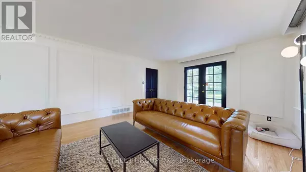 Mississauga (cooksville), ON L5B1B4,178 BREEZY PINES DRIVE