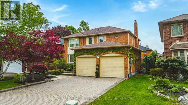 17 COX CRESCENT, Brampton (northwood Park), ON L6X3G8
