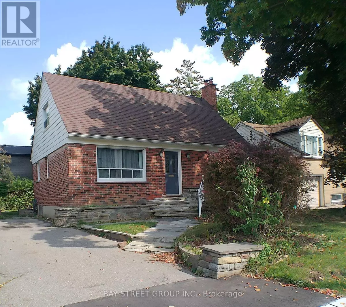 Brampton (downtown Brampton), ON L6W2R3,60 MARY STREET