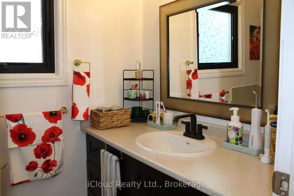 Brampton (westgate), ON L6S3X1,42 LINDRIDGE AVENUE