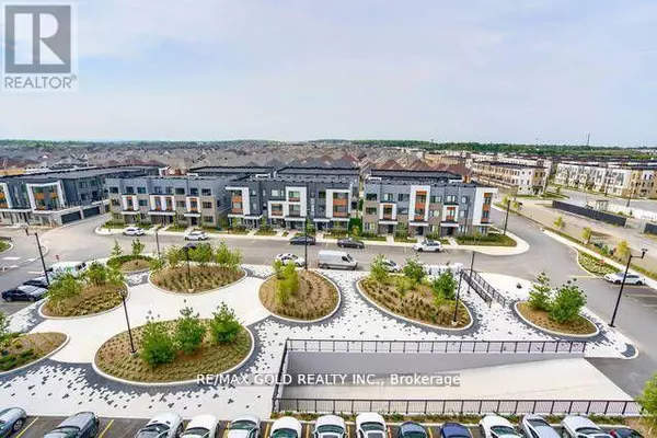 Oakville (go Glenorchy), ON L6H0X3,128 Grovewood Common #607