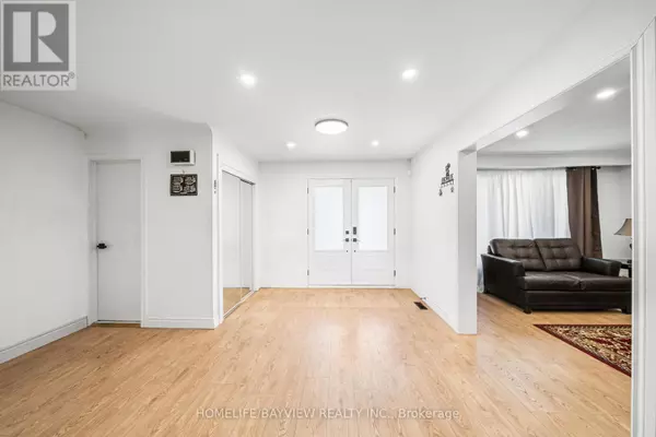 Mississauga (cooksville), ON L5B2S2,2602 MASON HEIGHTS