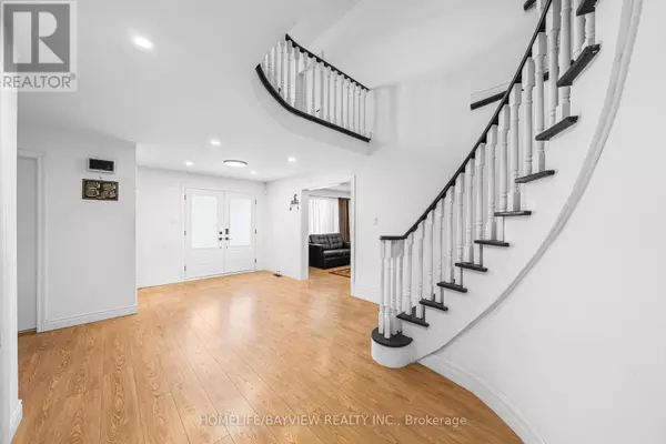 Mississauga (cooksville), ON L5B2S2,2602 MASON HEIGHTS