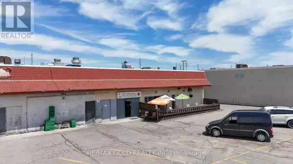 Brampton (brampton East), ON L6W3G3,107 Kennedy RD South #13