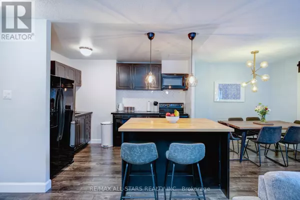 Mississauga (applewood), ON L4X2S2,1624 Bloor ST #61