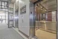 Toronto (glenfield-jane Heights), ON M3N2V7,2065 West Finch AVE West #307