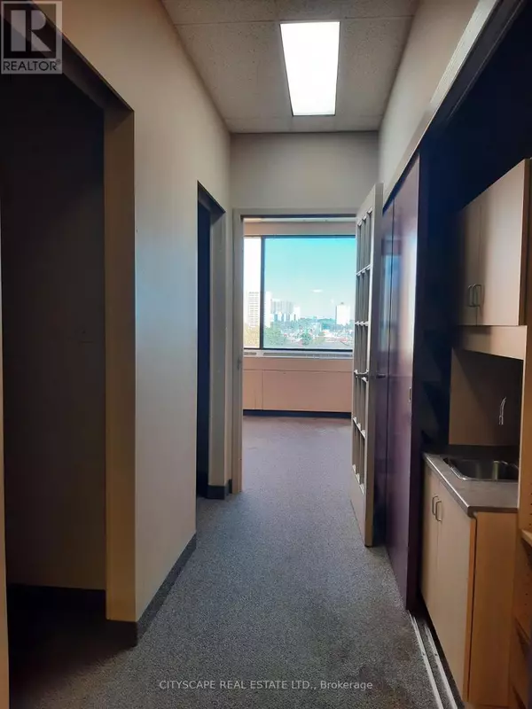 Toronto (glenfield-jane Heights), ON M3N2V7,2065 Finch AVE West #501