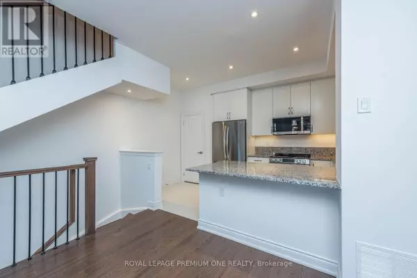 Mississauga (streetsville), ON L5M2R2,55 Lunar CRES #149