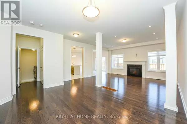 Brampton (bram West), ON L6Y6C9,3 PRAIRIE CREEK CRESCENT