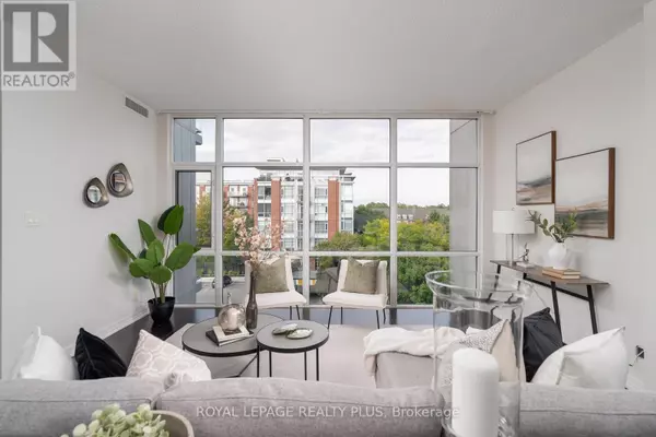 Mississauga (port Credit), ON L5G4V8,70 Port ST East #410