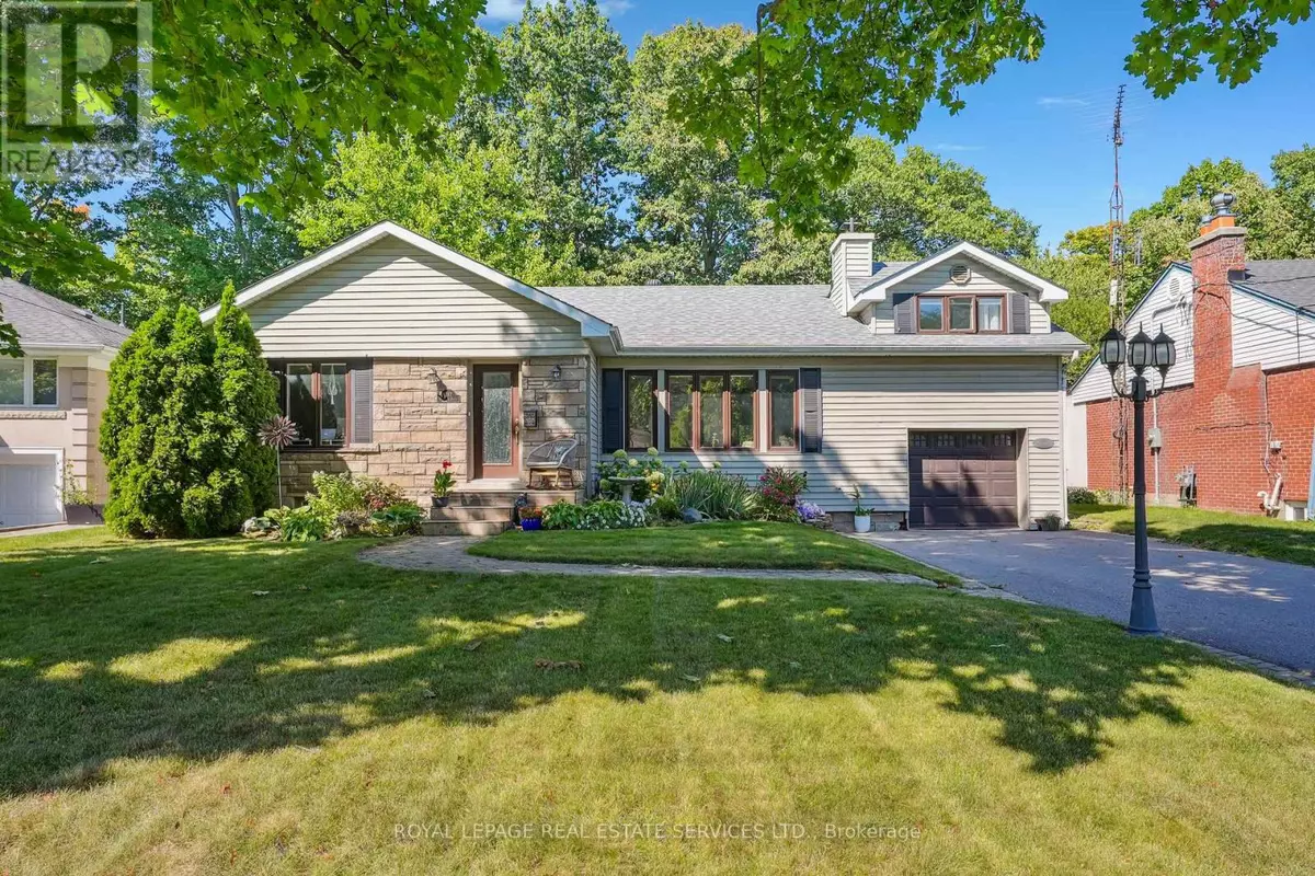 Oakville (co Central), ON L6K3N6,397 RIVER SIDE DRIVE