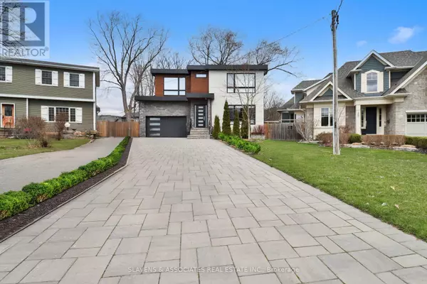 Oakville (br Bronte), ON L6L1W3,271 JENNINGS CRESCENT