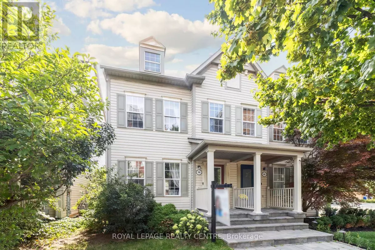 Oakville (ro River Oaks), ON L6H6V1,90 GEORGIAN DRIVE