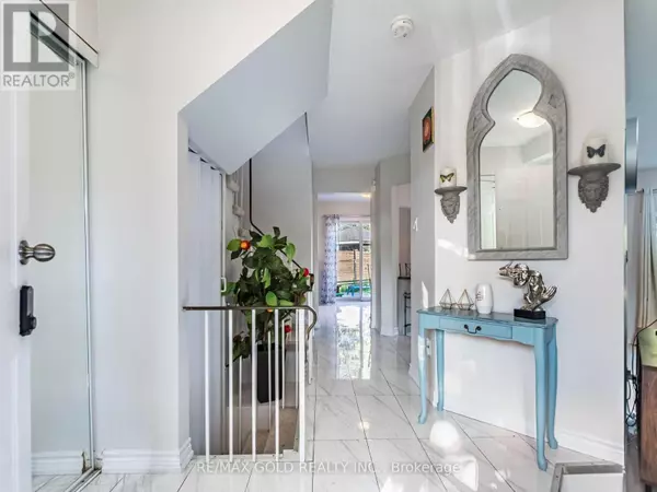 Brampton (westgate), ON L6S2R9,30 LONGBOURNE CRESCENT