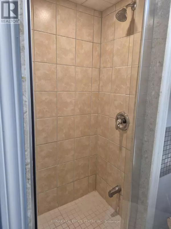 Milton (ha Harrison), ON L9T8P1,290 Cedric TER #-Bsmnt