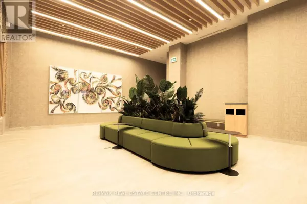 Mississauga (central Erin Mills), ON L5M2V8,2485 Eglington AVE West #1420