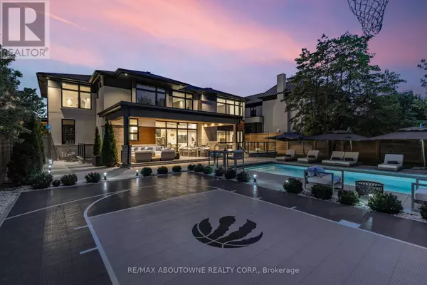 Oakville (wo West), ON L6K2S2,215 MORDEN ROAD