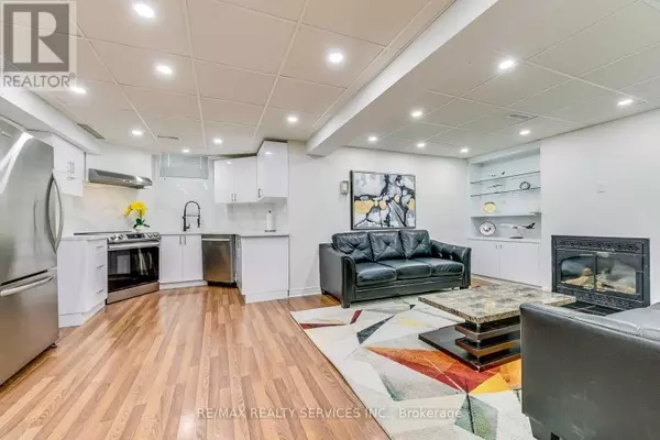 Mississauga (erin Mills), ON L5L5M3,3593 Colonial DR #Bsmt