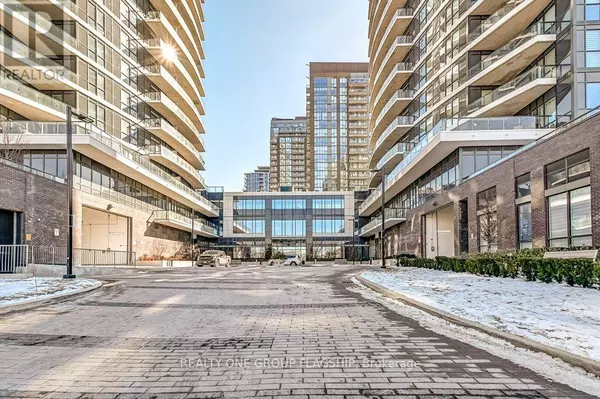 Mississauga (hurontario), ON L5R0G8,35 Watergarden DR #413