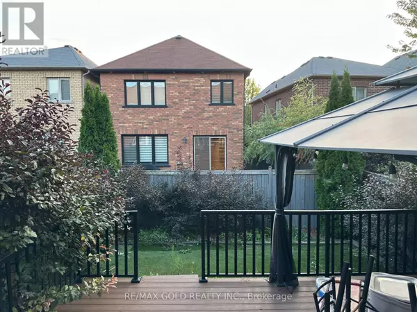 296 DUNCAN LANE, Milton (sc Scott), ON L9T7A6