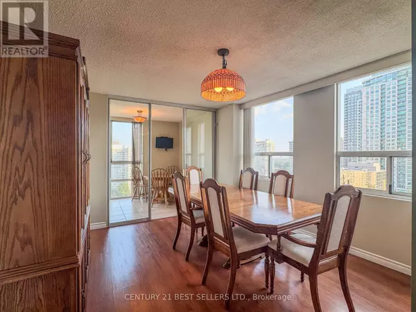 Mississauga (mississauga Valleys), ON L5A4A1,3650 Kaneff CRES #1803