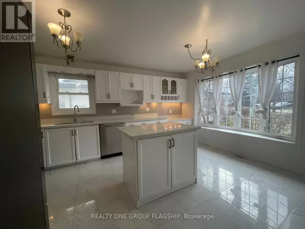 2358 THORN LODGE DR DRIVE, Mississauga (sheridan), ON L5K1K5