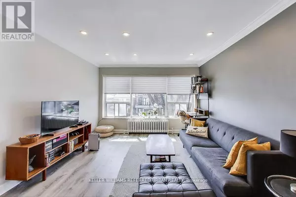 Toronto (briar Hill-belgravia), ON M6E2S2,342 HOPEWELL AVENUE