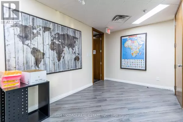 Mississauga (airport Corporate), ON L4W5A6,2800 Skymark AVE #309