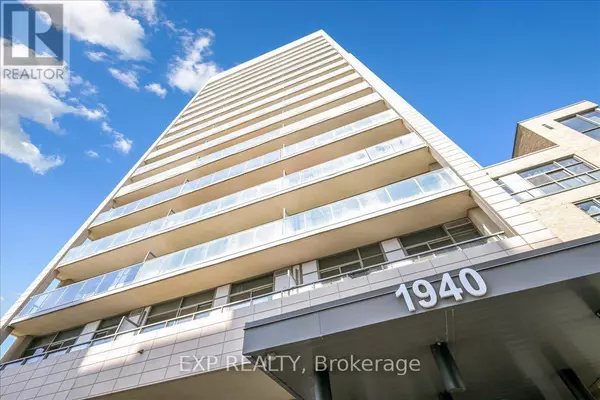 Burlington (uptown), ON L7L0E4,1940 Ironstone DR #417