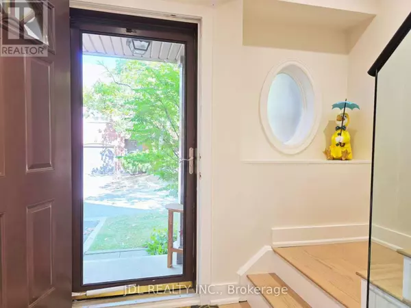Mississauga (lorne Park), ON L5H4K4,1084 Queen ST West #14B
