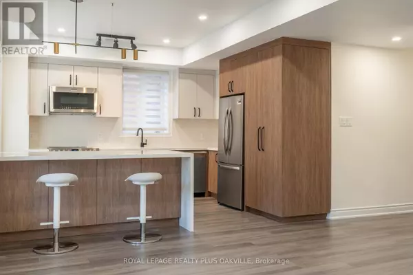 Oakville (jc Joshua Creek), ON L6H7J7,2339 Awenda DR #A