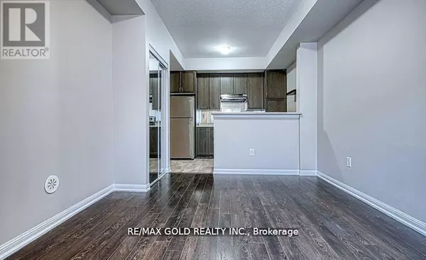 Brampton (sandringham-wellington), ON L6R3Y7,250 Sunny Meadow BLVD #118