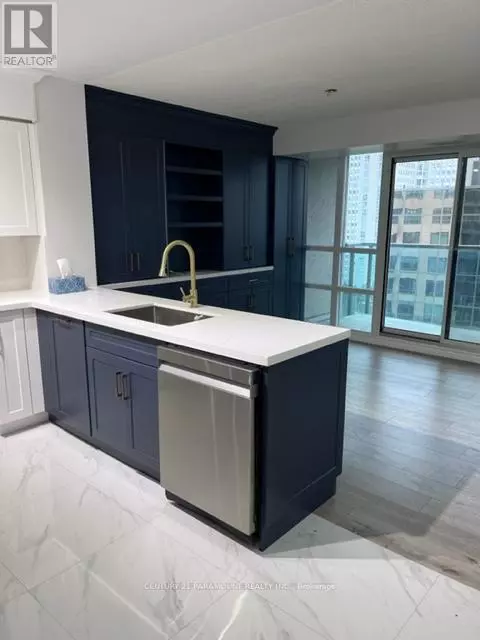 Mississauga (city Centre), ON L5B0G8,208 Enfield PL #1202