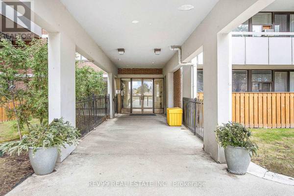 Mississauga (sheridan), ON L5K2C7,2121 Roche CT #504