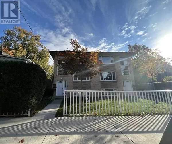 11 THIRTY FIFTH STREET, Toronto (long Branch), ON M8W3J8