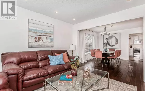 Oakville (br Bronte), ON L6L6G5,93 WALDIE ROAD