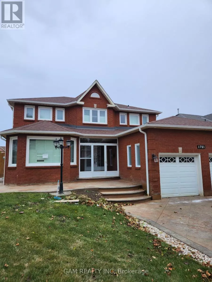 Mississauga (east Credit), ON L5M4A7,1721 Village View PL #( Main )