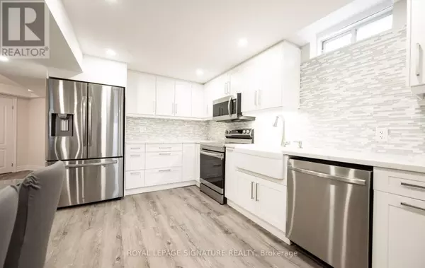 Mississauga (east Credit), ON L5V2V7,5615 Heatherleigh AVE #Legal Bsmt