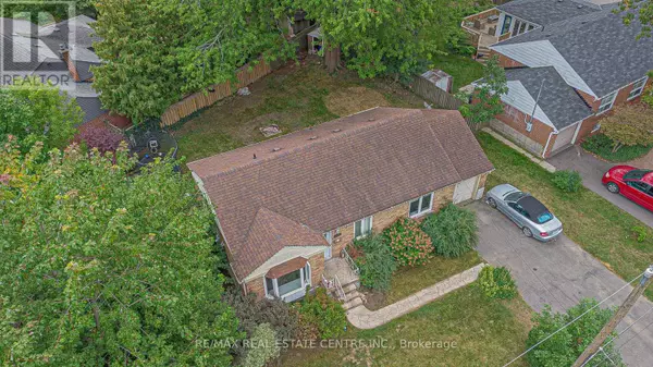 Mississauga (mineola), ON L5G3P4,1292 CROSSFIELD BEND