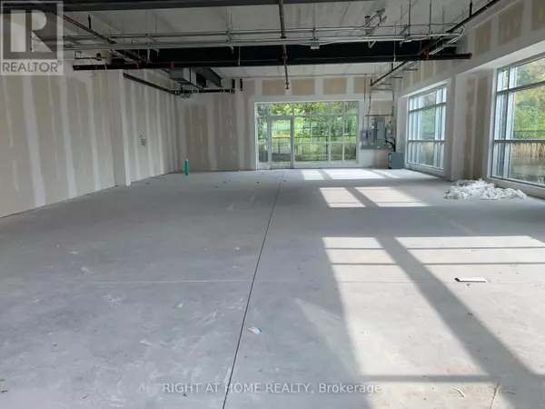 Oakville (qe Queen Elizabeth), ON L6L0H3,3475 Rebecca ST #101