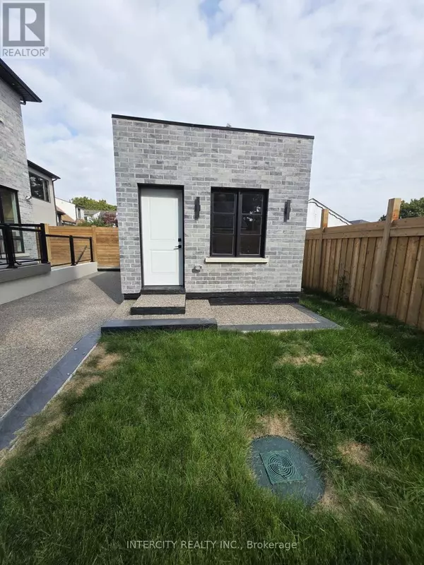 GARDEN SUITE - 247 ALDERBRAE AVENUE, Toronto (alderwood), ON M8W4K6