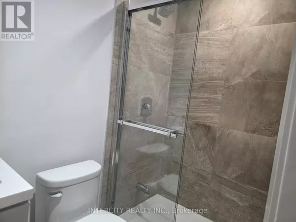 Toronto (alderwood), ON M8W4K6,247 Alderbrae AVE #Basement