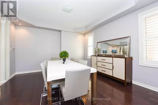 Oakville (go Glenorchy), ON L6M0T1,3152 LARRY CRESCENT