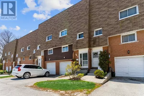 Oakville (br Bronte), ON L6L1B4,2056 Marine DR #7
