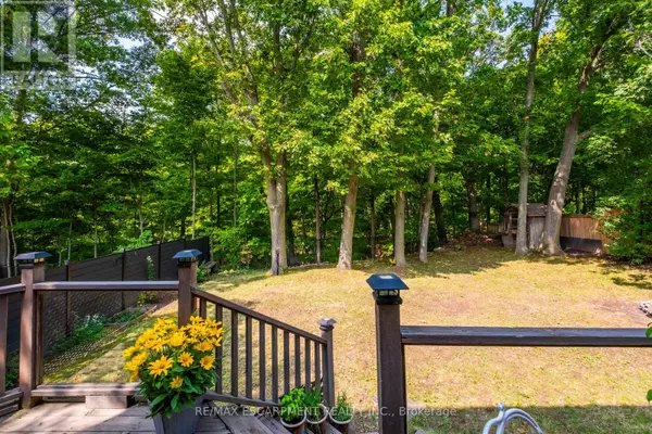 Oakville (fa Falgarwood), ON L6H1P2,463 GRAND BOULEVARD