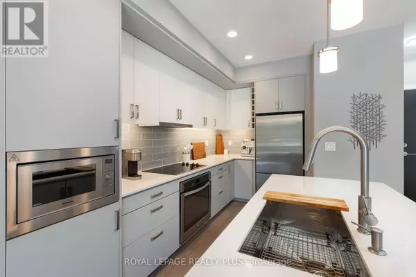 Mississauga (clarkson), ON L5J0B1,1575 Lakeshore RD West #105