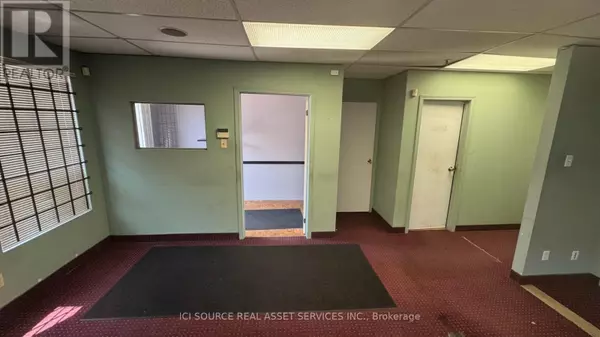 Brampton (steeles Industrial), ON L6T4Y2,18 C Strathearn AVE #1